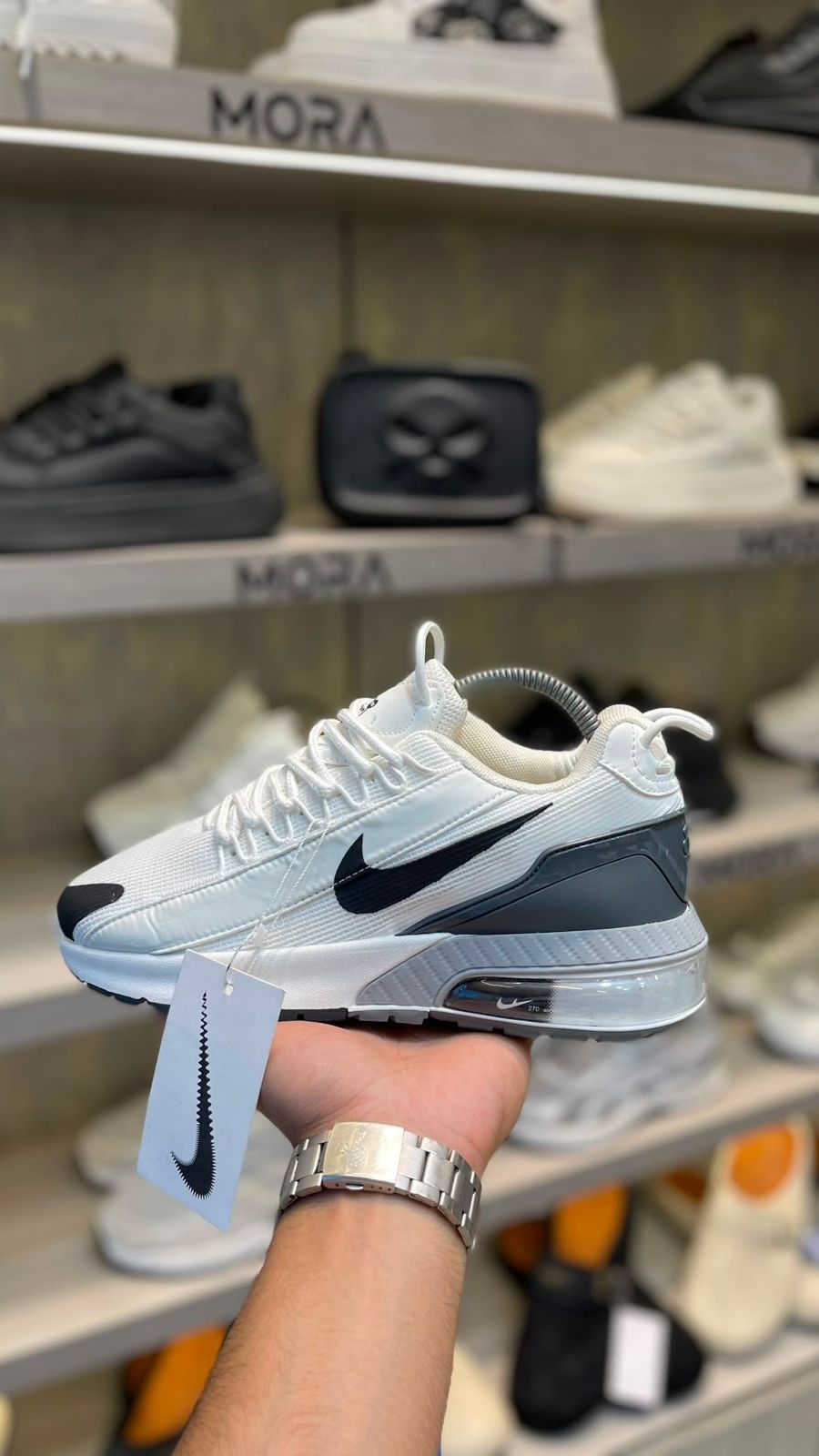 Nike Air Max Style Sneaker