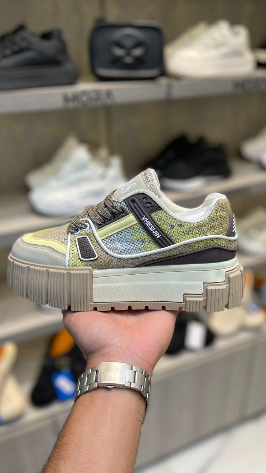 Textured Platform Sneaker