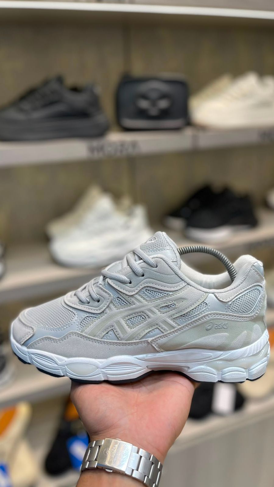 Asics Gel-Kayano Light Grey Sneaker