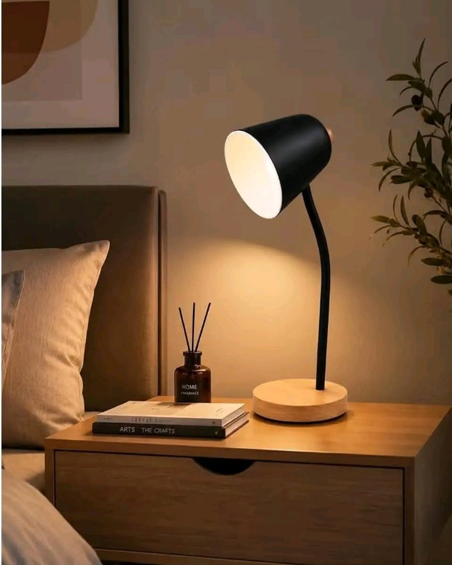 أباجورة مكتب وسرير عصرية بتصميم اسكندنافي